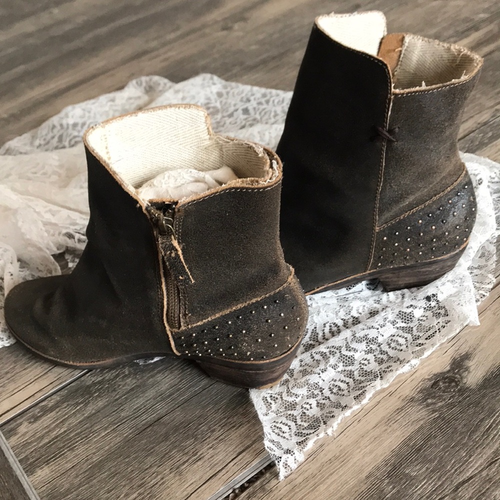 Reef vintage brown Adora studded leather boots